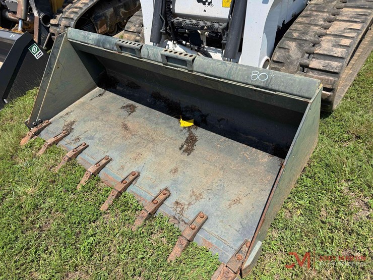 2023-bobcat-t770-image-27