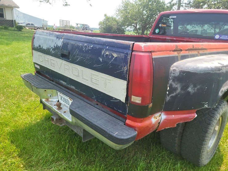 1989-chevy-3500-2-wheel-drive-single-cab-dually-truck-image-31