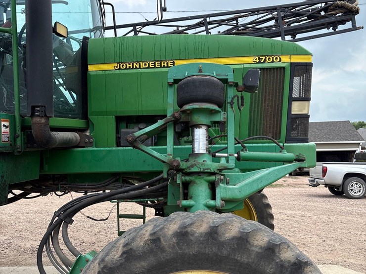 1998-john-deere-4700-image-26