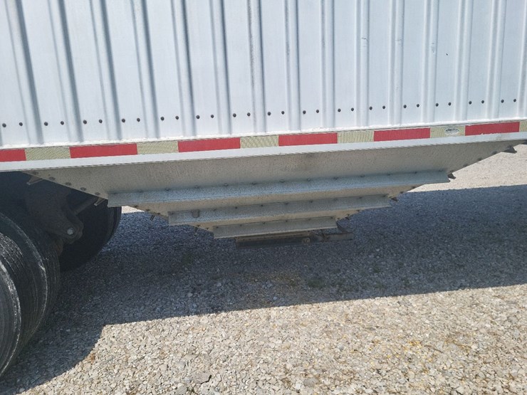 1978-chamberlain-jagh---500-tandem-axle-semi-hopper-trailer-image-54