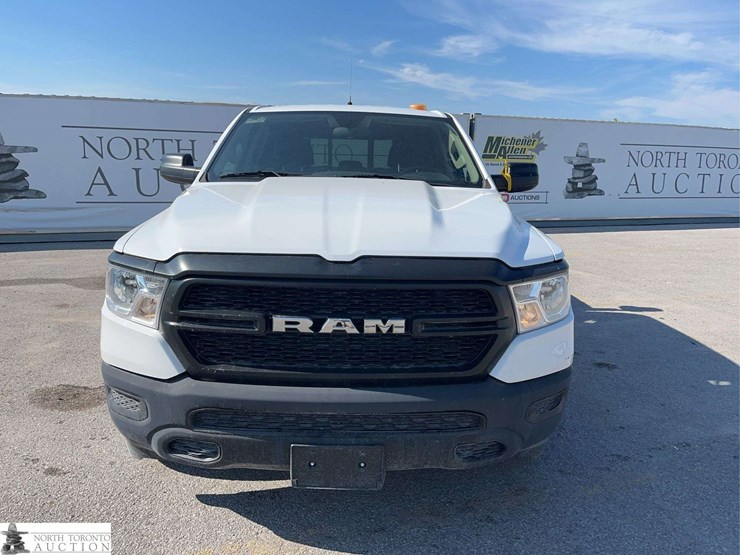 2019-dodge-1500-image-2