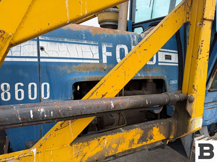 ford-8600-image-22