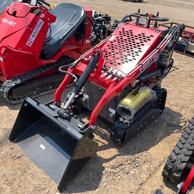#18386 • Unused 2026 AGT Skid Steer Loader (Princeton, MN)