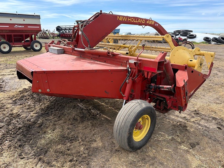 new-holland-499-image-3