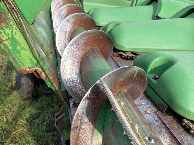 john-deere-8row30-corn-head-image-10