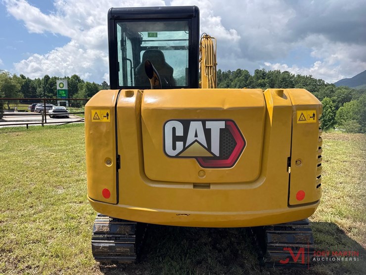 caterpillar-305.5e2-image-7
