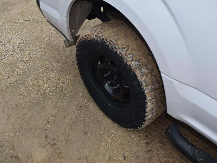 2016-ford-f150-image-4
