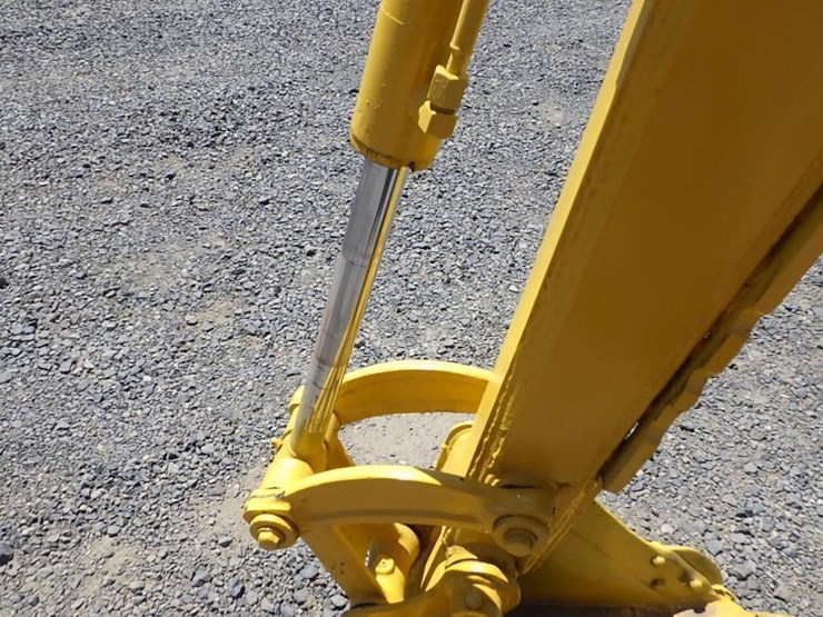 komatsu-pc35mr-1-image-18