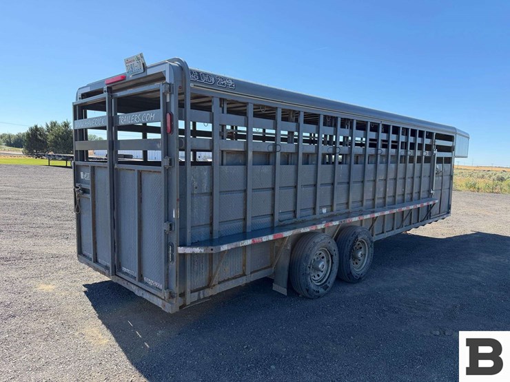 2015-c&b-quality-mavgnst24-14k-str-stock-trailer-image-5