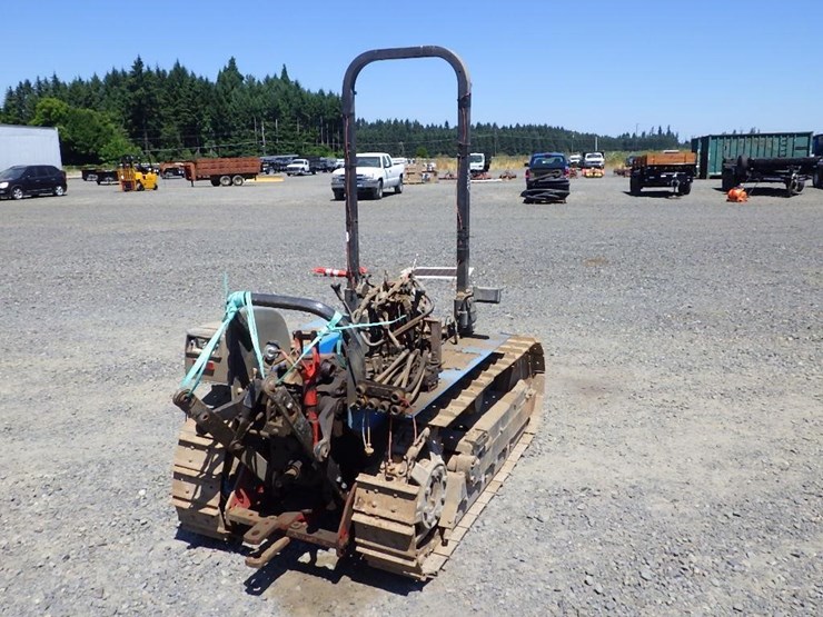 argo-tractors-tracked-tractor-image-5