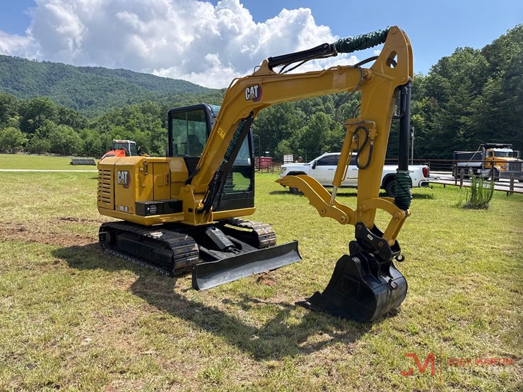caterpillar-305.5e2-image-4