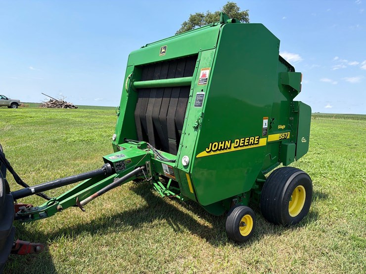 john-deere-557-image-4