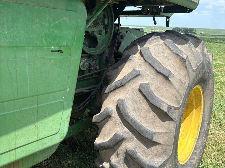 john-deere-6600-image-79