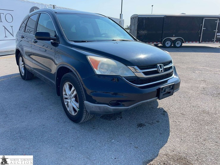 2011-honda-crv-image-3
