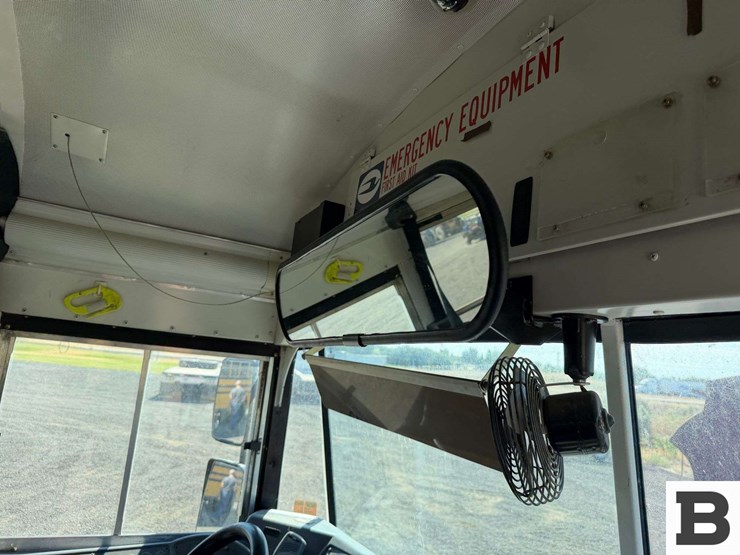 2013-blue-bird-bb-conventional-school-bus-image-39