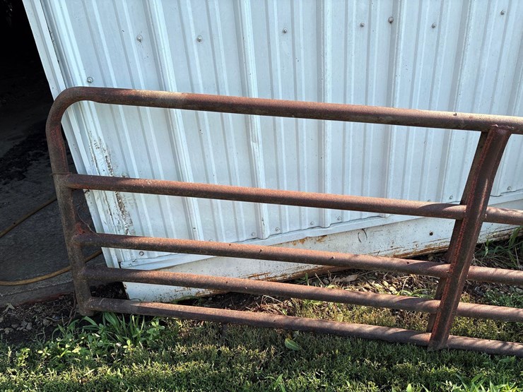 7-1/2’-gate-image-2