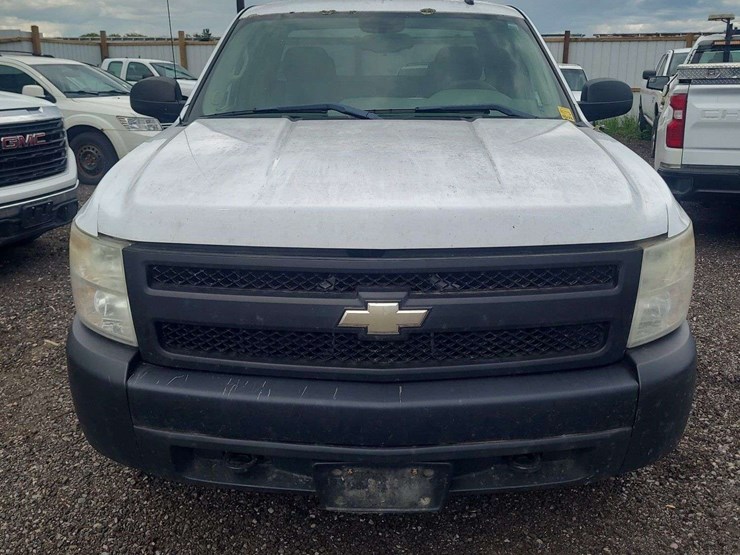 2008-chevrolet-silverado-1500-image-2