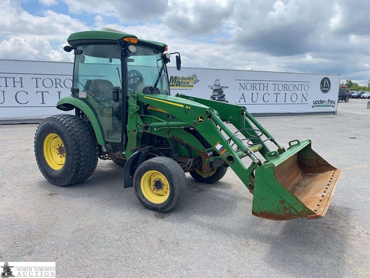 2010-john-deere-4520-image-3