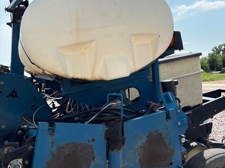 kinze-2210-image-13