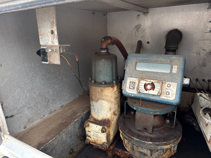 2004-international-durastar-4300-image-34