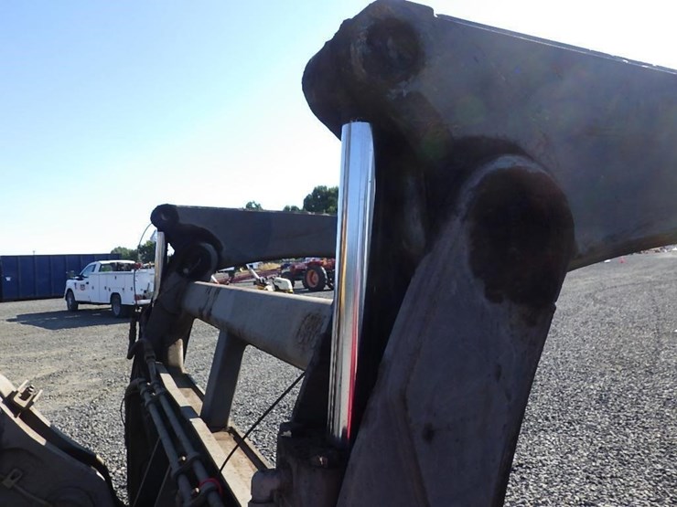 volvo-l220f-image-23