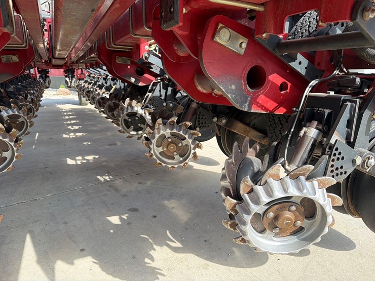 2012-case-ih-1250-image-4