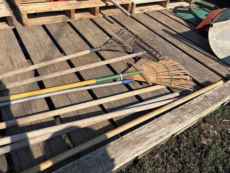 rakes-&-garden-hoes-image-4