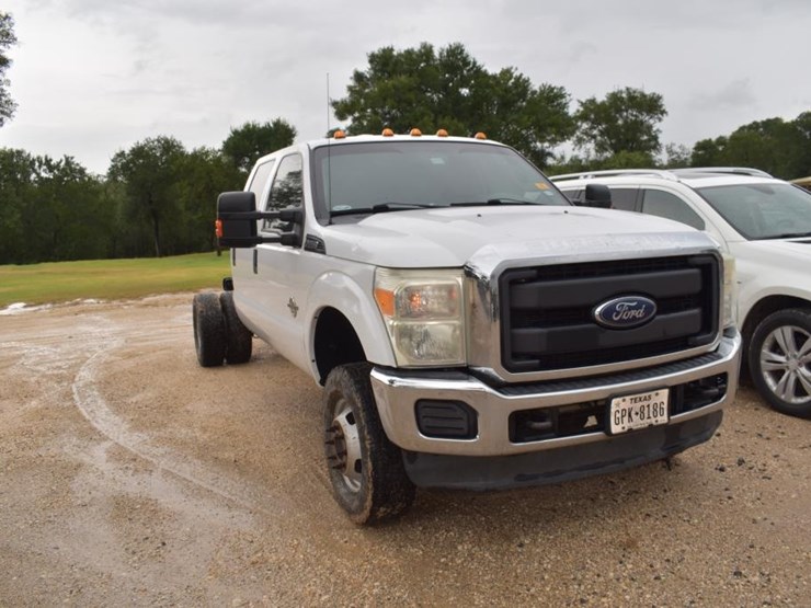 2015-ford-f350-image-2