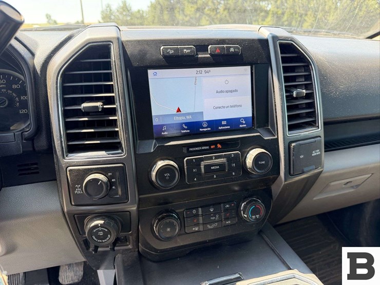 2020-ford-f150-image-21