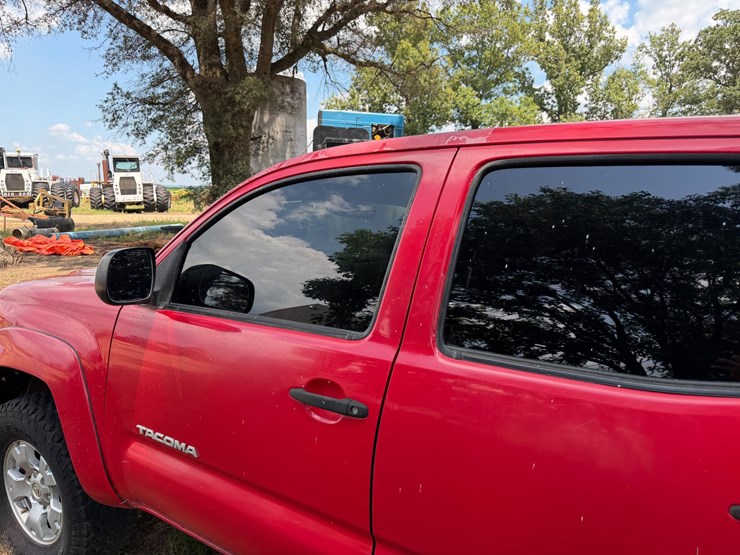 2006-toyota-tacoma-image-22