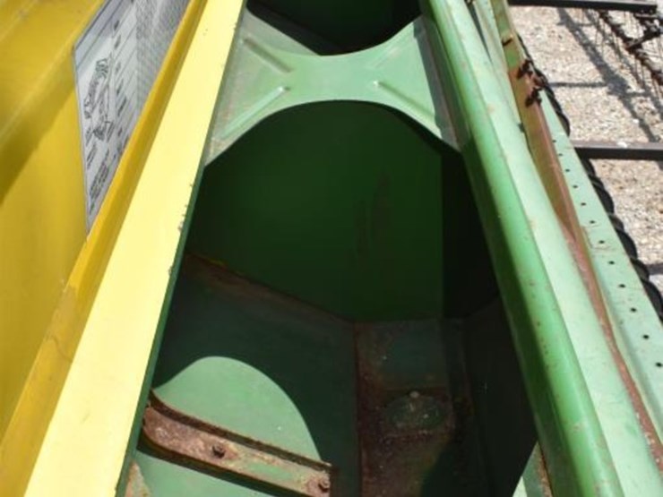 john-deere-520-image-6