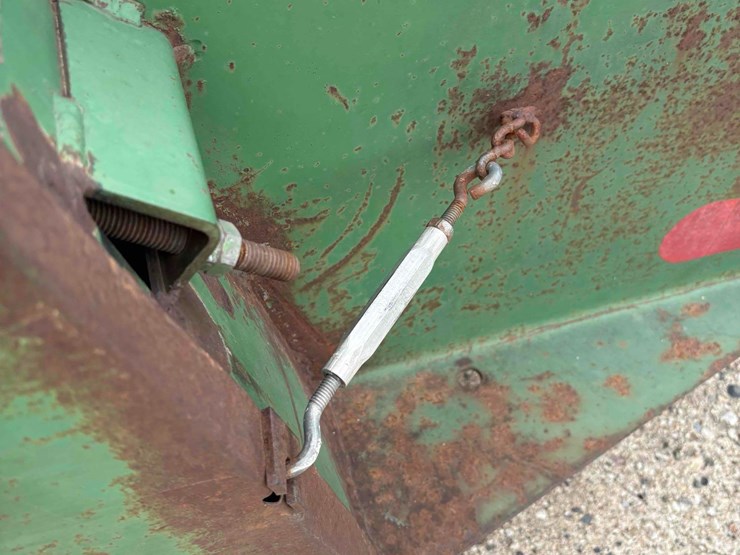 john-deere-14-image-25