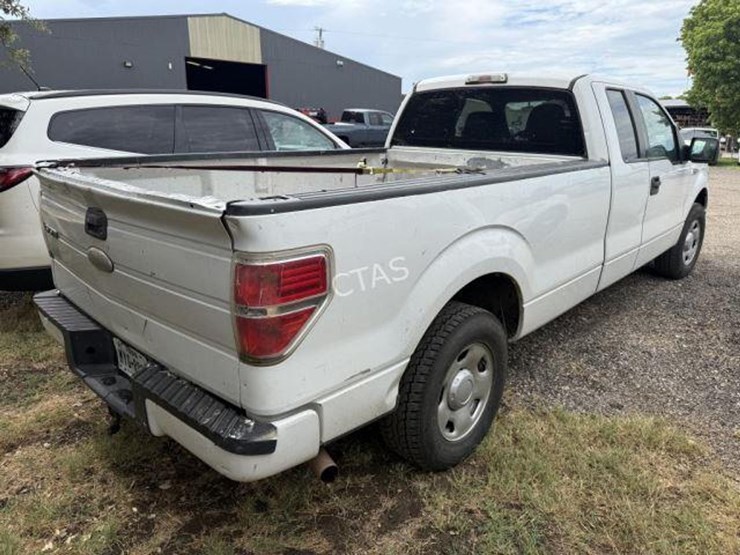 2011-ford-f150-xlt-image-4