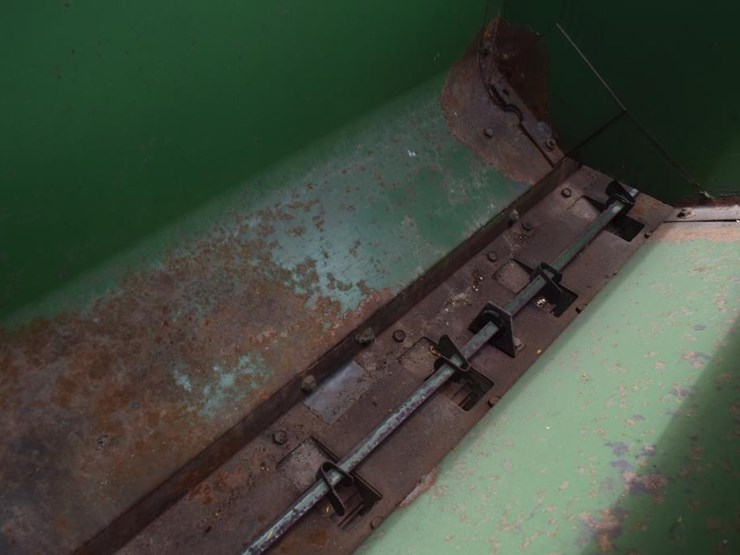 john-deere-8200-image-7
