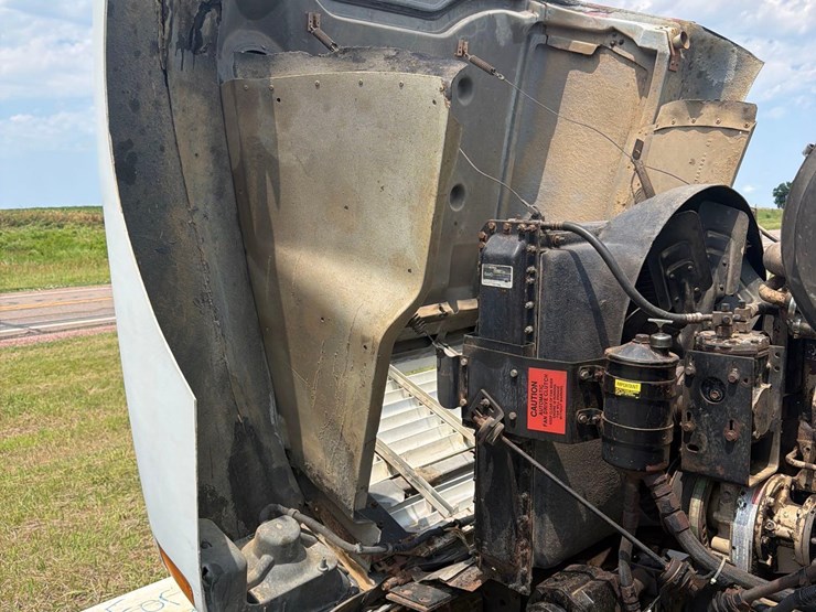 1991-cummins-855-image-54