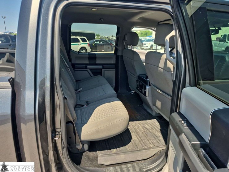 2017-ford-f150-image-26