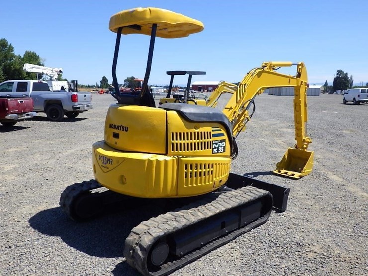 komatsu-pc35mr-1-image-5