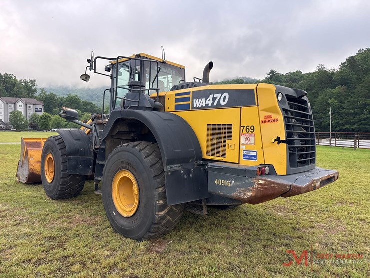 2017-komatsu-wa470-8-image-4