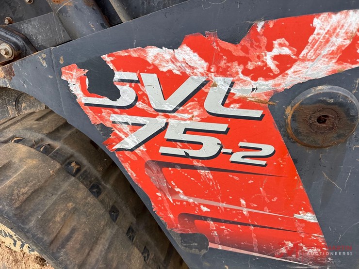 2015-kubota-svl75-2-image-13