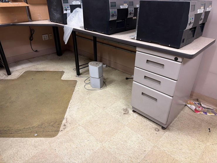 9'x15'6"-w-shaped-table-image-2
