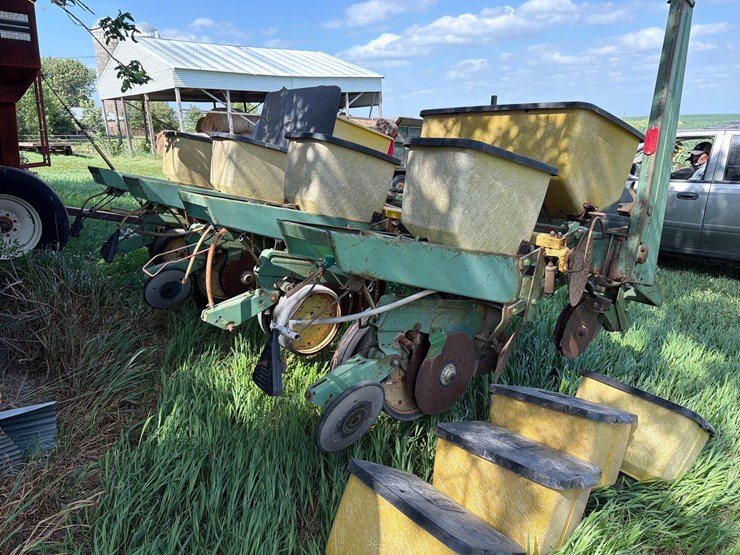 john-deere-7000-image-3