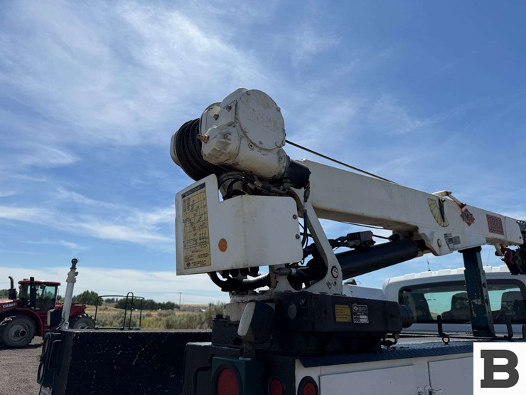 2003-international-durastar-4200-image-22