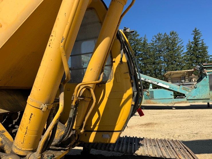 deere-230-lc-image-27