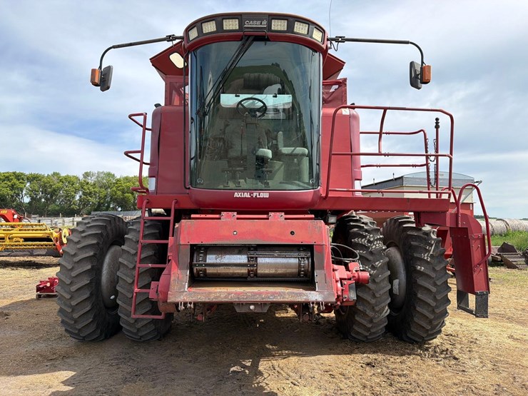 case-ih-2388-image-2