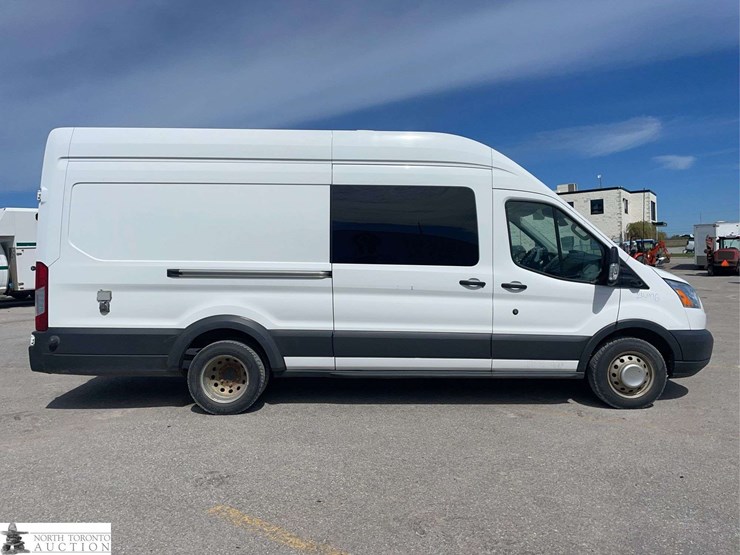 2016-ford-transit-image-4