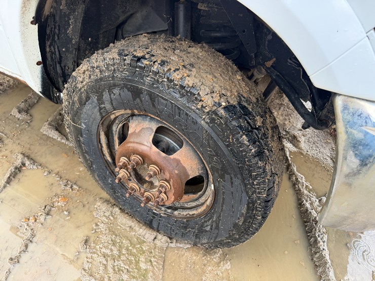 2014-dodge-3500-image-9