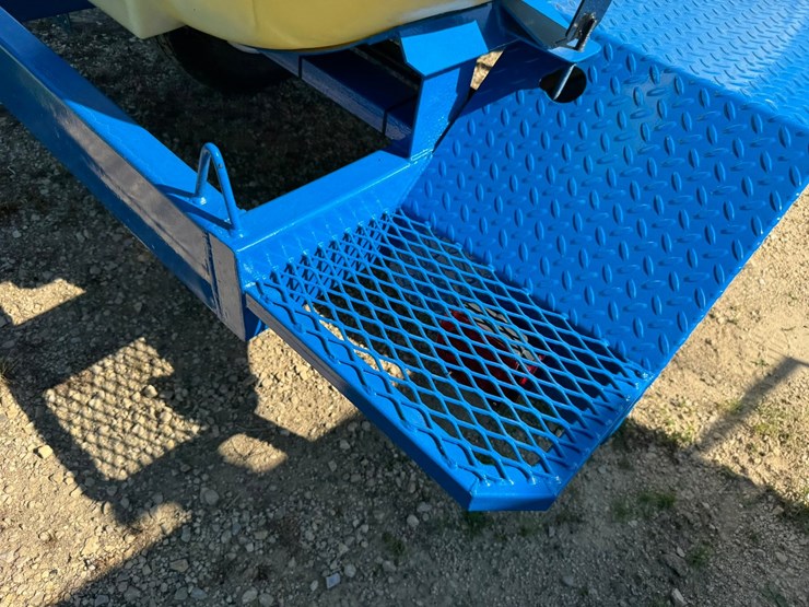 #1890-•-300-gal-towable-hydro-seeder-image-37