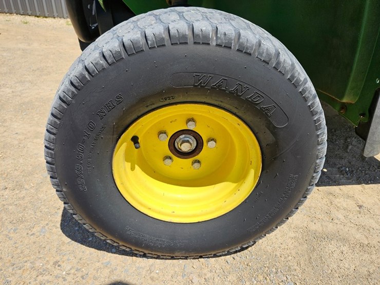 2016-john-deere-gator-image-9