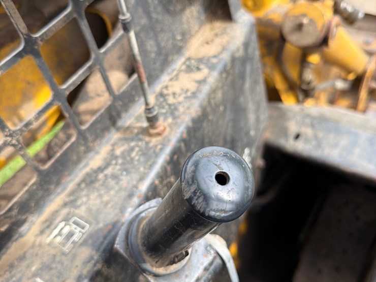 deere-6675-image-38