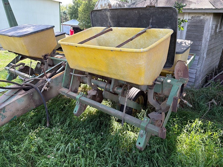 john-deere-7000-image-13